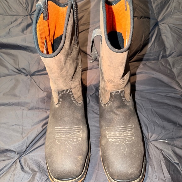 Timberland PRO 8.5 WIDE— THESE ARE STEEL TOE BOOTS. - Picture 4 of 7